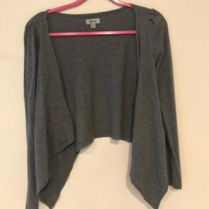 Small cropped grey cardigan